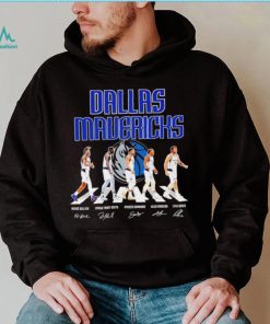 Dallas Mavericks men’s basketball famous player signatures logo 2024 shirt