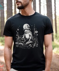 Frog Wizard Cottagecore Mushroom T Shirt