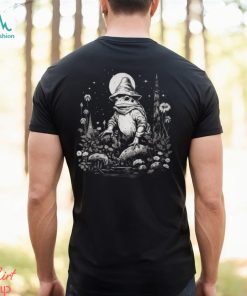 Frog Wizard Cottagecore Mushroom T Shirt