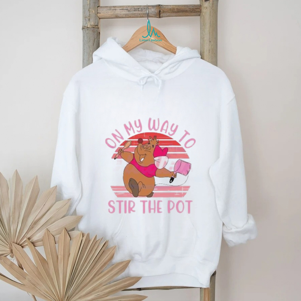 Gus Gus On My Way To Stir The Pot vintage shirt Gus Gus On My Way To Stir The Pot vintage shirt