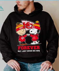 Kansas City Chiefs Snoopy and Charlie Brown forever not just when we win go Chiefs shirt