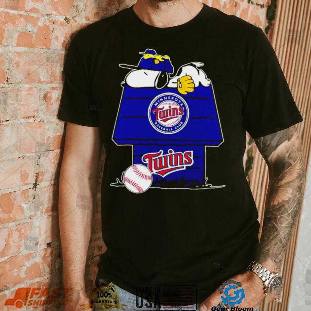 Minnesota Twins Snoopy And Woodstock The Peanuts Baseball shirt Minnesota Twins Snoopy And Woodstock The Peanuts Baseball shirt