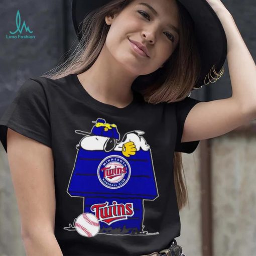 Minnesota Twins Snoopy And Woodstock The Peanuts Baseball shirt