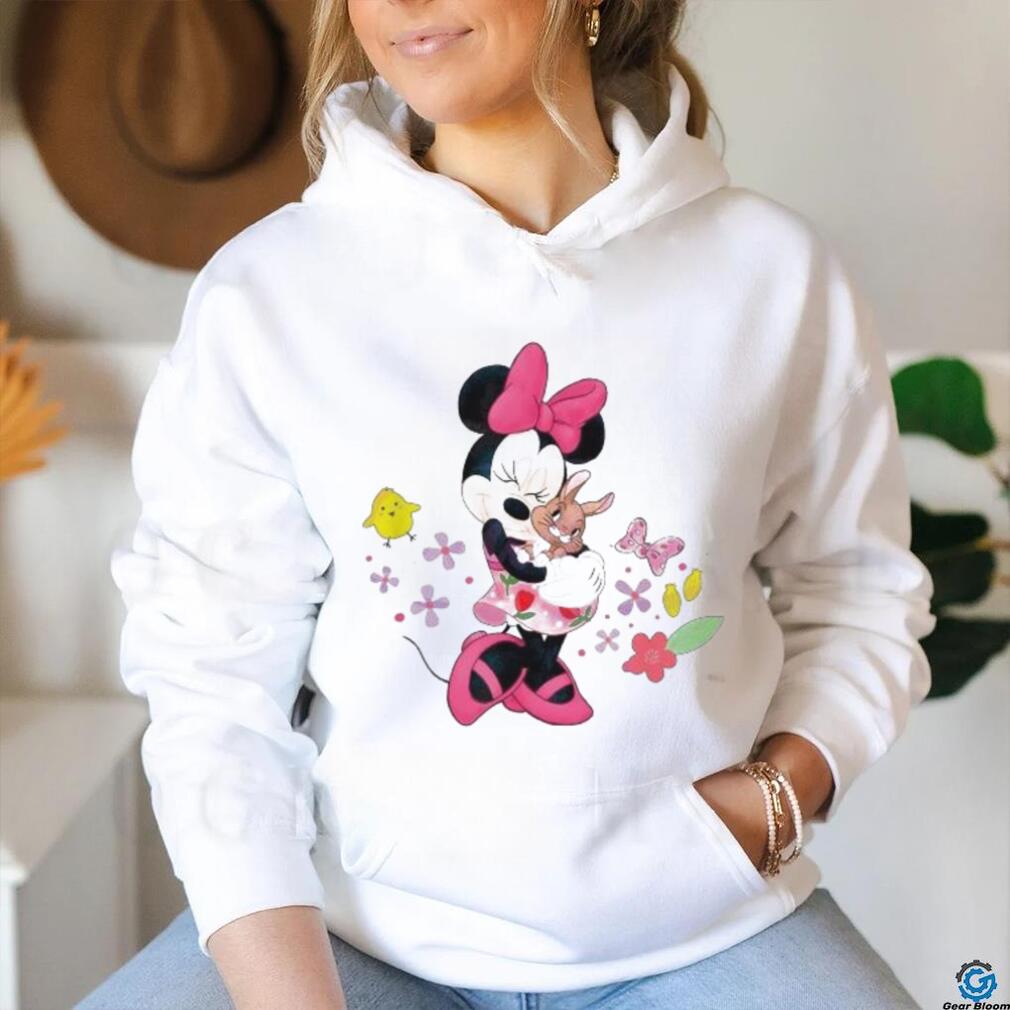 Minnie hug Bunny Disney Easter funny shirt Minnie hug Bunny Disney Easter funny shirt