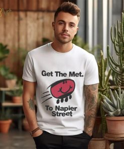 Napier Street ‘Get the Met’ retro shirt