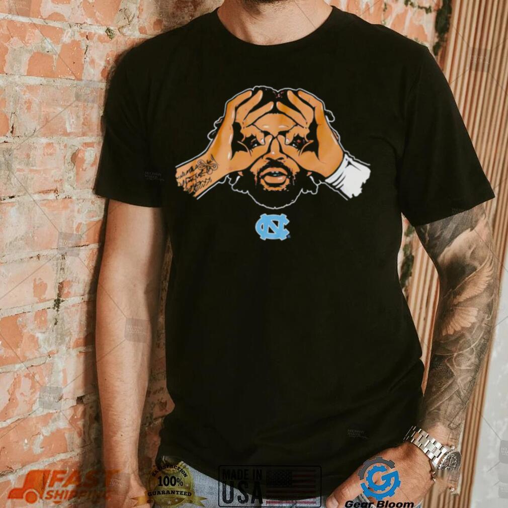 North Carolina Tar Heels basketball RJ Davis goggles logo shirt North Carolina Tar Heels basketball RJ Davis goggles logo shirt