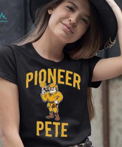 Oakland Golden Grizzlies Pioneer Pete it’s in Michigan shirt