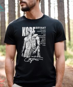 Official Kobe Bryant Signature Los Angeles Lakers T Shirt