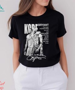 Official Kobe Bryant Signature Los Angeles Lakers T Shirt