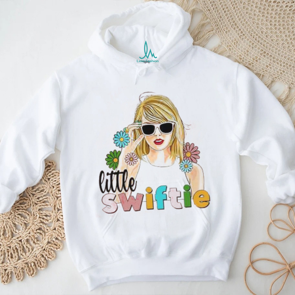 Retro Blossom Taylor Fan shirt Retro Blossom Taylor Fan shirt