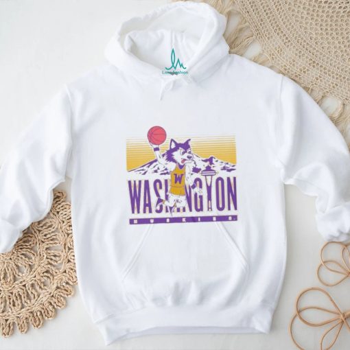 Retro Inspired Uw Dunking Harry The Husky T Shirt