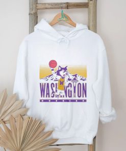Retro Inspired Uw Dunking Harry The Husky T Shirt