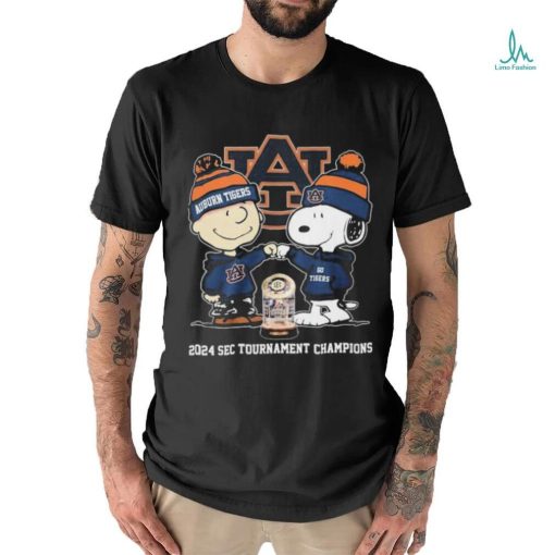 Snoopy And Charlie Brown Auburn Tigers 2024 SEC Men’s Basketball Tournament Champions Shirt