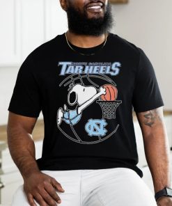 Snoopy Dunk North Carolina Tar Heels Basketball Shirt