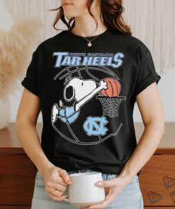 Snoopy Dunk North Carolina Tar Heels Basketball Shirt