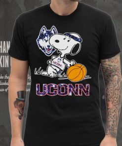 Snoopy Uconn Huskies basketball logo shirt