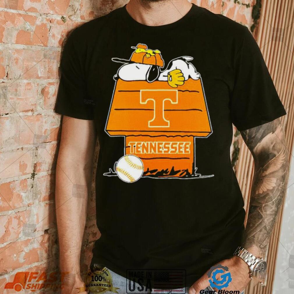 Tennessee Volunteers Snoopy And Woodstock The Peanuts Baseball shirt Tennessee Volunteers Snoopy And Woodstock The Peanuts Baseball shirt