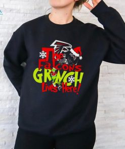 The Atlanta Falcons Grinch Lives Here Christmas shirt