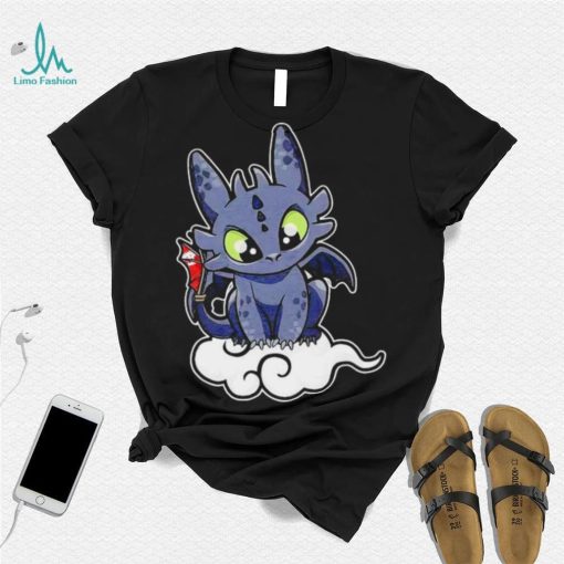 Toothless rides on the cloud cute shirt