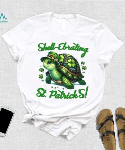 Turtle shell ebrating St. Patrick’s Day T Shirt