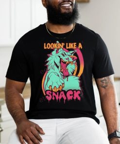 Wolfmoon Lookin’ Like A Snack T Shirts