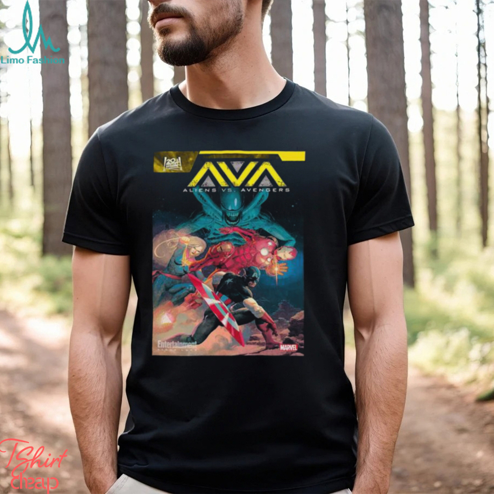 ALIENS VS AVENGERS A New Comic Series From Writer Jonathan Hickman And Artist Esad Ribic Classic T Shirt ALIENS VS AVENGERS A New Comic Series From Writer Jonathan Hickman And Artist Esad Ribic Classic T Shirt