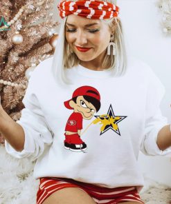 Boy fan San Francisco 49ers piss on Dallas Cowboys logo shirt