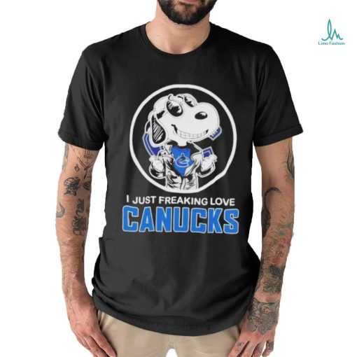 Cool Snoopy I just freaking love Vancouver Canucks shirt