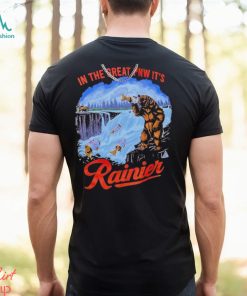 I N The Great Pnw It’s Rainier Brown Bears Hunt Salmon T shirt