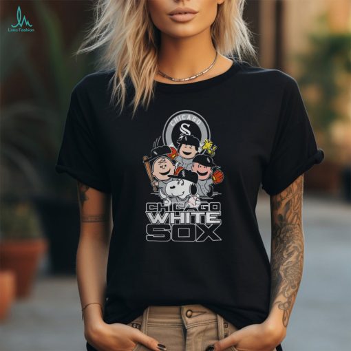 MLB Chicago White Sox Snoopy Charlie Brown Woodstock The Peanuts Movie Baseball T Shirt   Unisex Standard T Shirt