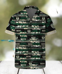 Milwaukee Bucks Hawaii Set Pattern Vintage 3D Hawaiian Shirt And Shorts