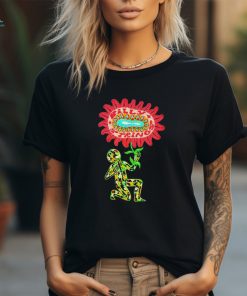 New Billy Strings Heart Red Daisy Spring 2024 t shirt