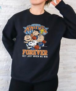 New York Knicks Snoopy Peanuts T Shirt