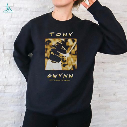 Nice vintage logo san diego padres tony gwynn shirt