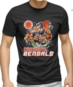 Official Mascot Breaking Through Wall Cincinnati Bengals Vintage T shirt