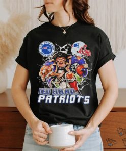 Official Mascot Breaking Through Wall New England Patriots Vintage T shirt