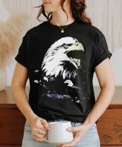Official We don’t trust you eagles distressed hem vintage t shirt