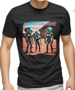 Official Yes aliens are here collection shirt