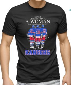 Official never Underestimate A Woman Who Understands Hockey And Loves New York Rangers 2024 Playoffs Signatures Shirt
