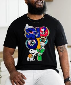 Snoopy Boston sports team logo shirt