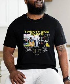 Twenty One Pilots Signatures shirts