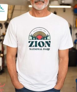 Utah Zion National Park Casual Earth Day T Shirt