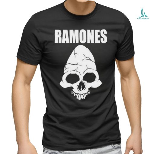 Vick 8122 Cm Punk Wearing Ramones Skull Shirt