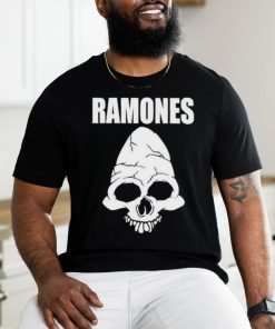 Vick 8122 Cm Punk Wearing Ramones Skull Shirt