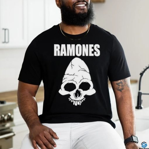 Vick 8122 Cm Punk Wearing Ramones Skull Shirt