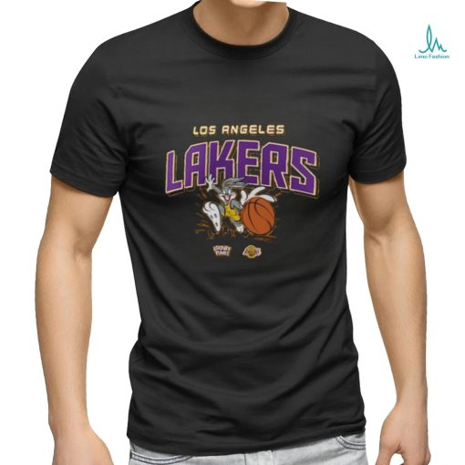 Awesome Los Angeles Lakers Looney Tunes Bugs Bunny Graphic Shirt