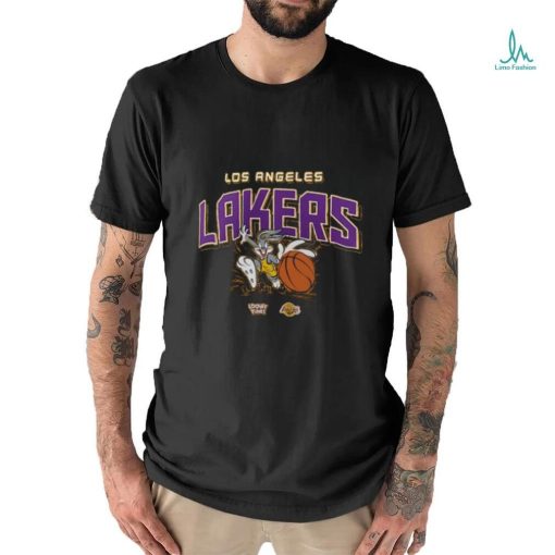 Awesome Los Angeles Lakers Looney Tunes Bugs Bunny Graphic Shirt