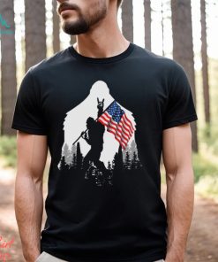 Bigfoot 4th July gift Kids T Shirt