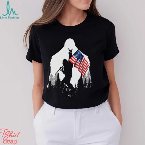 Bigfoot 4th July gift Kids T Shirt