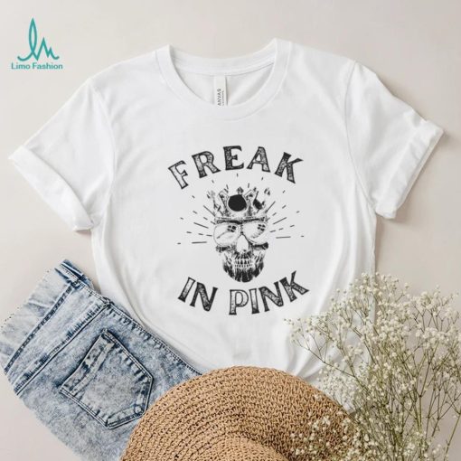 Freak in pink skull shirt